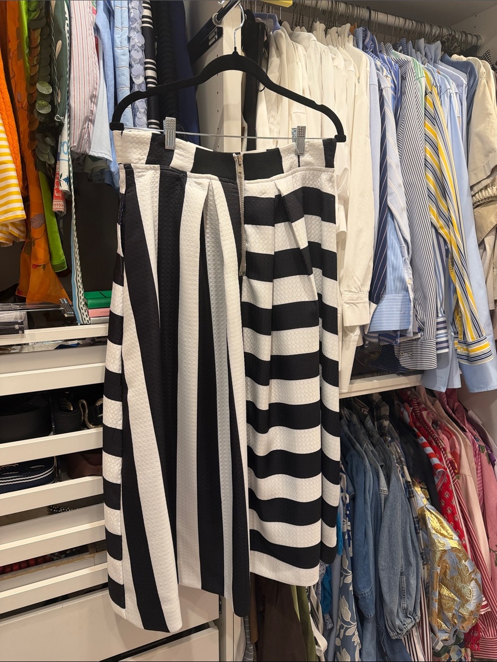 Milly Black and White Striped Women's maxi/full/a-line skirt. - Picture 3 of 6